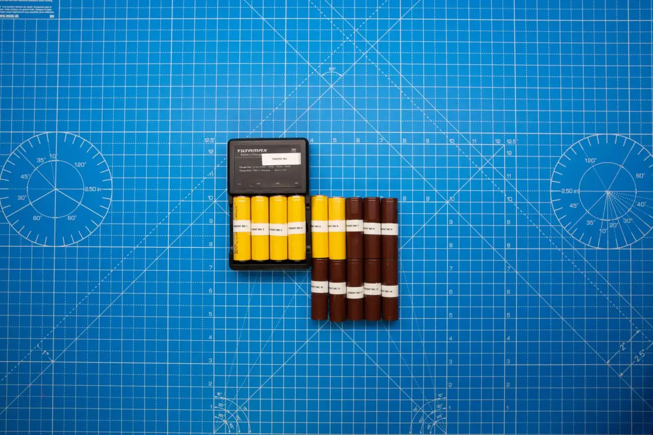 PLC控制柜与数据采集终端在工业产线中的集成应用解析